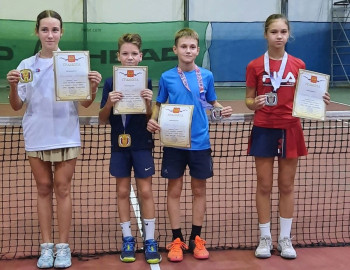 Завершились традиционные межрегиональные соревнования по теннису среди юношей и девушек до 13 лет