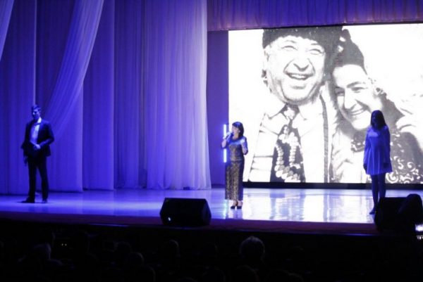 В ДК «Октябрь» состоялся концерт, посвящённый 100-летию со дня рождения Расула Гамзатова