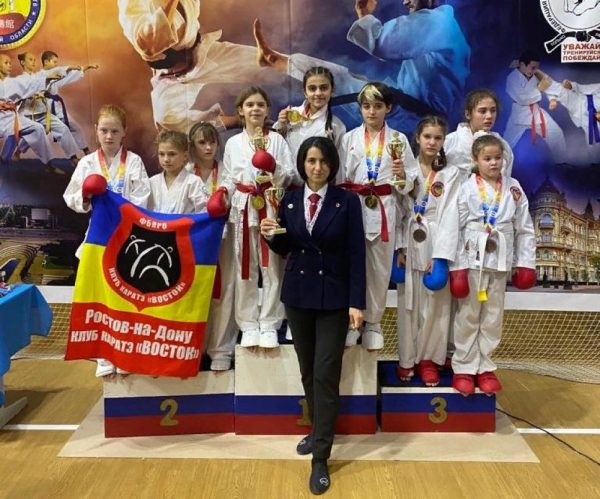Юные волгодонцы приняли участие в традиционном открытом областном турнире по всестилевому каратэ