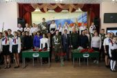 В память о погибших в зоне Специальной военной операции волгодонцах в школе №11 открыли «Парты героев»