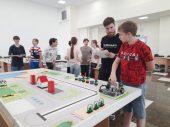 Учащиеся СЮТ успешно выступили на открытом фестивале робототехники «РО БОТ»