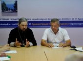 Руководство города Волгодонска и Волгодонской епархии усилят взаимодействие при осуществлении благотворительности