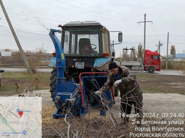 Департамент строительства и городского хозяйства: дереводробилки показывают высокую эффективность при очистке территории города от упавших веток